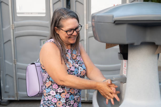 Best Best portable toilet rental  in New Haven, MI